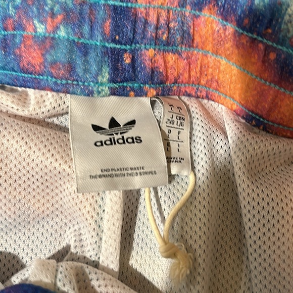 Adidas new without tags colorful sporty shorts - Picture 4 of 4